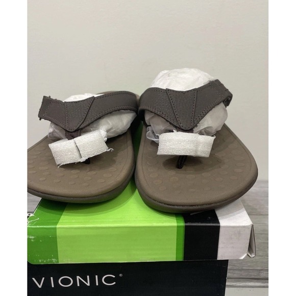 Vionic Ryder‎ Men's 10 chocolate & tan Orthaheel adjustable strap Flip-Flops NIB - Picture 1 of 9